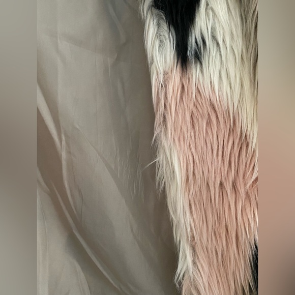 Vest - Picture 6 of 8